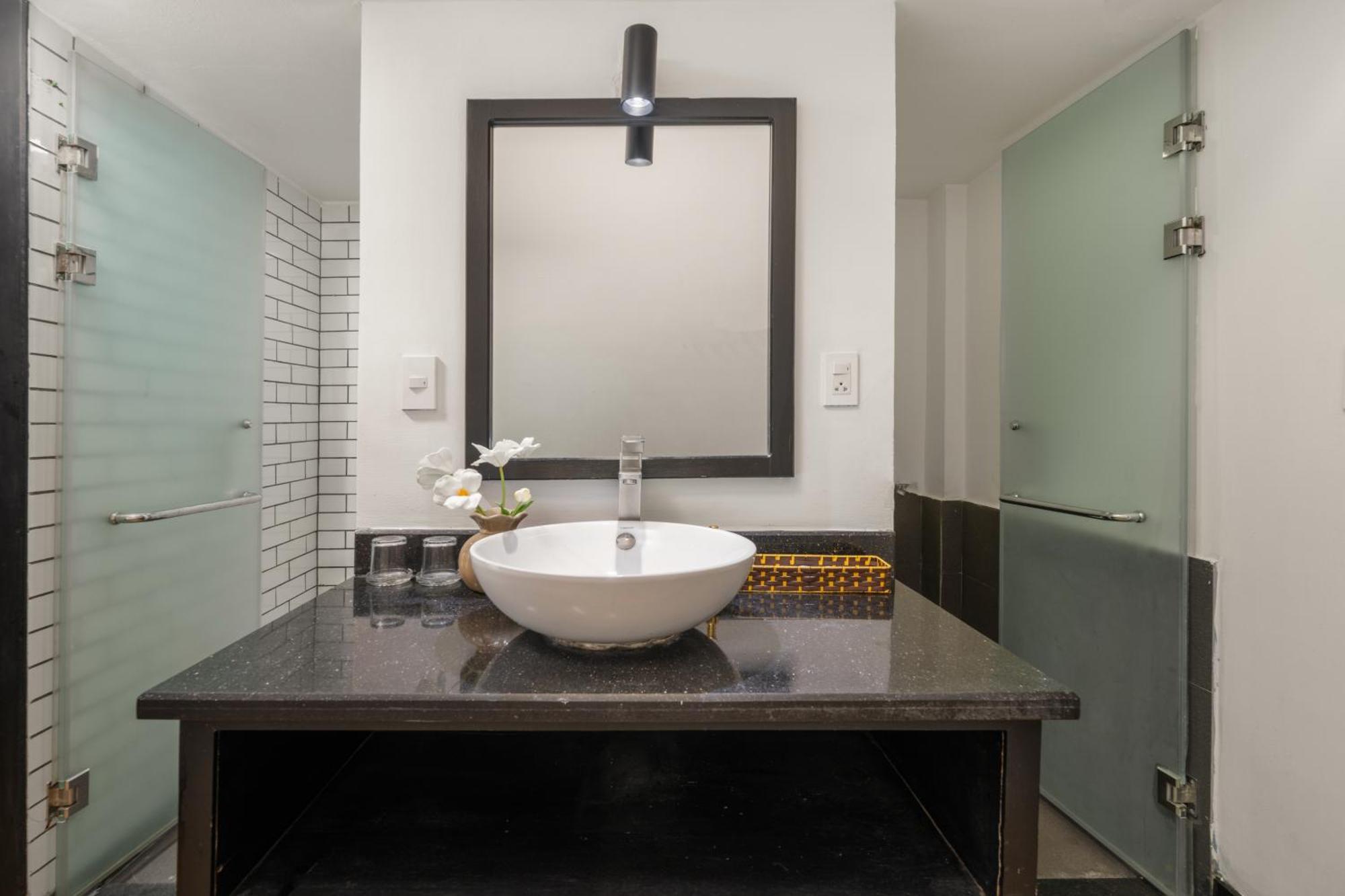 Kly Boutique Hotel Хюе Екстер'єр фото